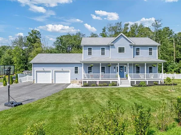 52 Greenbrier Cir, Richmond, RI 02892