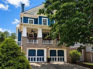 1096 Victoria St, Atlanta, GA 30319