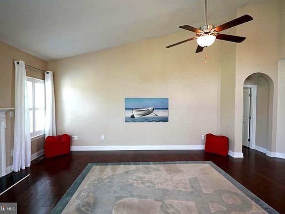 5th image of 23769 Hughes Hideaway Ct
