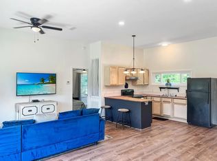 15698 Danne Rd, Fairhope, AL 36532