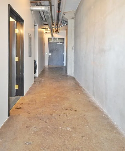 315 E 8th St #406 — Photo 18