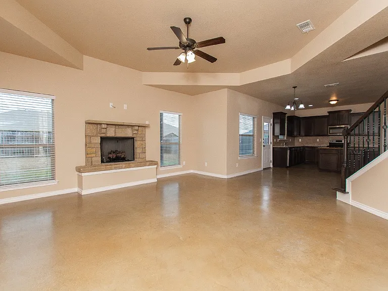 103 W Libra Dr — Photo 6