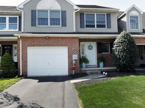 55 Spring Hill Ln, Mountville, PA 17554