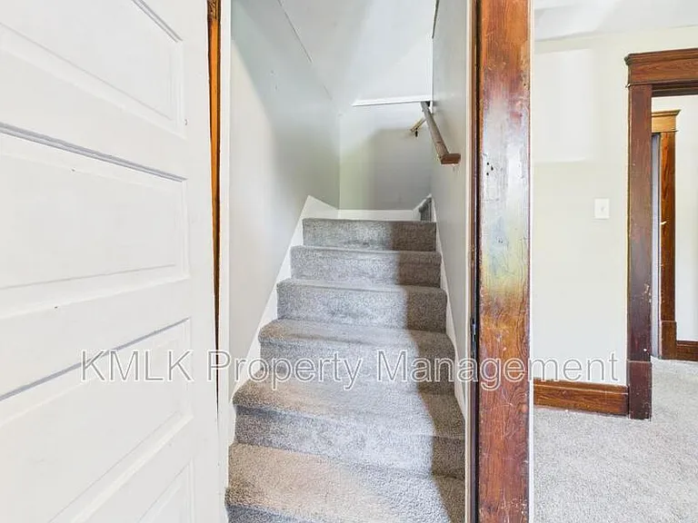 701 Kling St — Photo 40