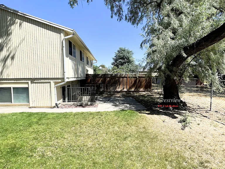 Tanner Duplex — Photo 17