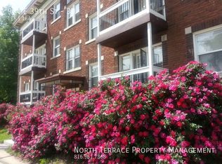 904 E 39th St #3D, Kansas City, MO 64109