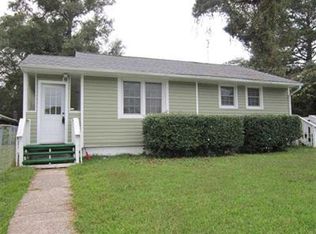 305 Banks St, Jacksonville, NC 28540