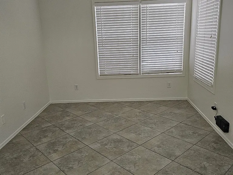 3145 N 302nd Ln — Photo 24