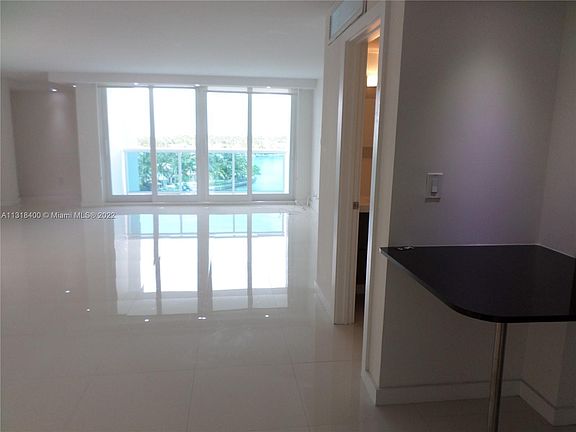 4th image of 6770 Indian Creek Dr APT 9K