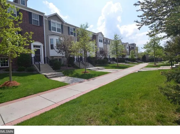 5213 Scott Trl, Robbinsdale, MN 55422