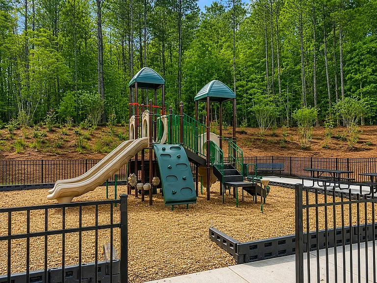 4405 Dominion Crest Dr — Photo 17