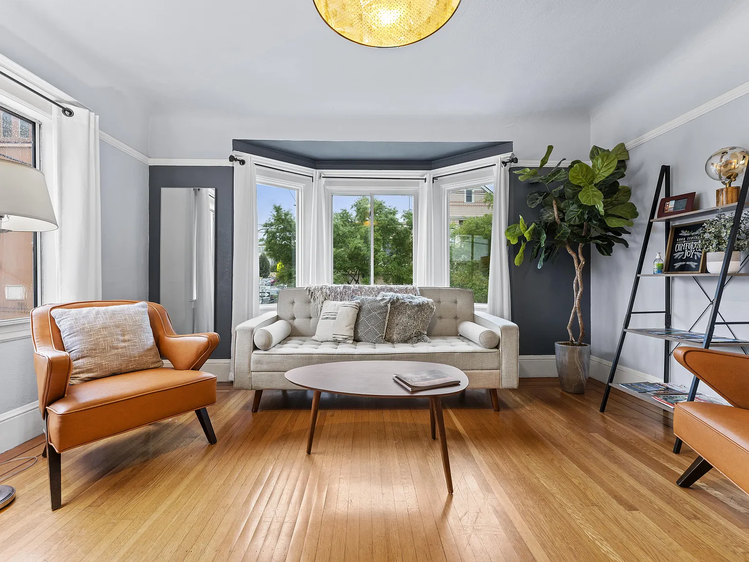 2 bed, $7,750 — Photo 1
