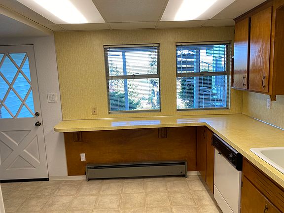 4th image of 14530 37th Ave NE