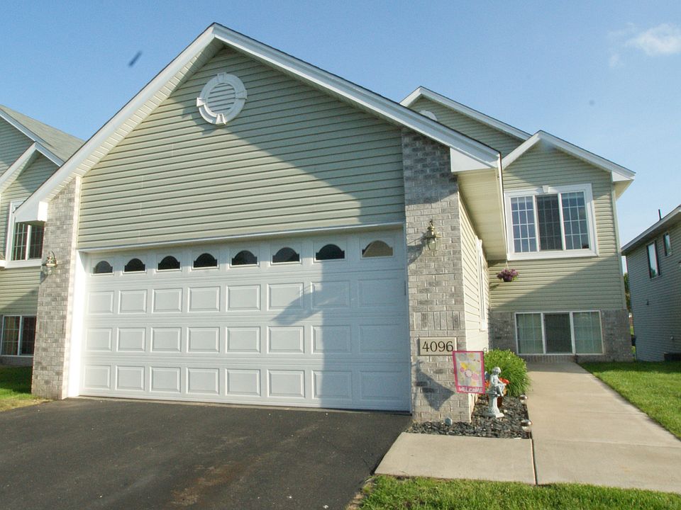 1st image of 4096 231st Ln NW