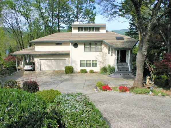 19670 Explorer Dr, Penn Valley, CA 95946