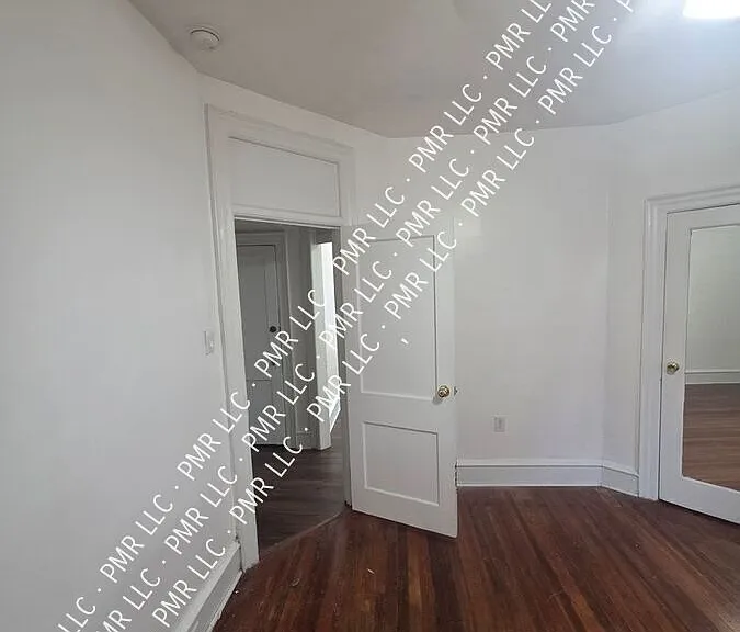 5820 Lansdowne Ave #A — Photo 8