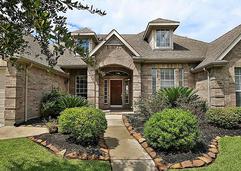 1st image of 18407 Glenn Haven Estates Dr