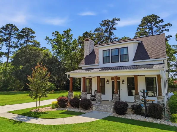 2487 Long Ave., Conway, SC 29526