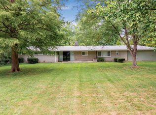 11001 Clayton Rd, Saint Louis, MO 63131