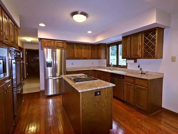 2nd image of 1952 Nature View Ln