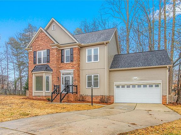 2nd image of 1801 Tradd Ct
