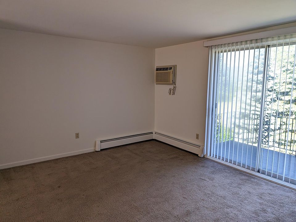 Losson Garden Apartments - 110 Losson Rd Cheektowaga NY | Zillow