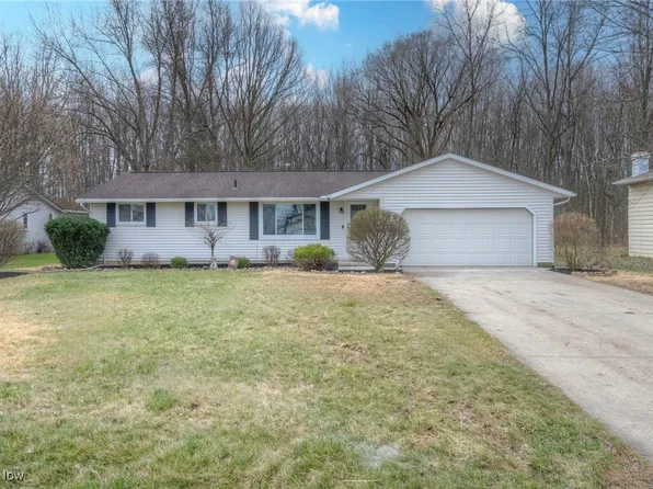 34703 Highland Dr, North Ridgeville, OH 44039