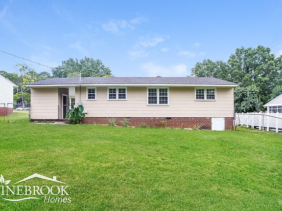 2nd image of 417 Crestview Dr