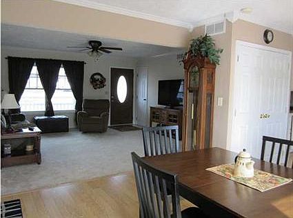 5th image of 577 W Donder Ln