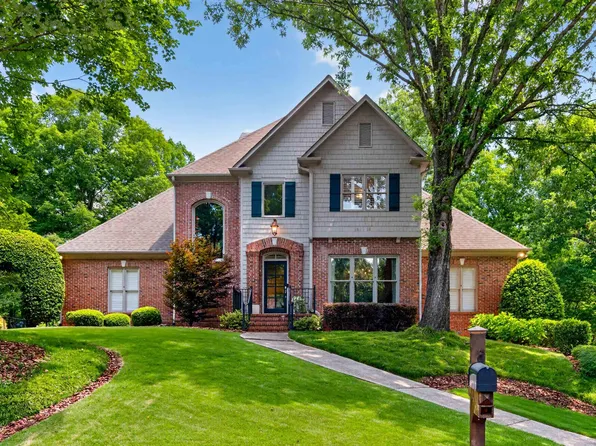 804 Lake Colony Cir, Birmingham, AL 35242