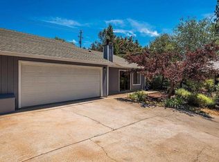 23213 Lone Pine Dr, Auburn, CA 95602
