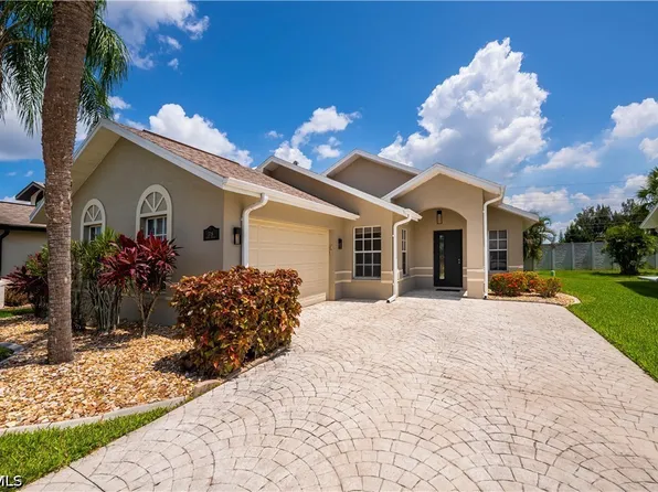 3718 Sabal Springs Blvd, North Fort Myers, FL 33917