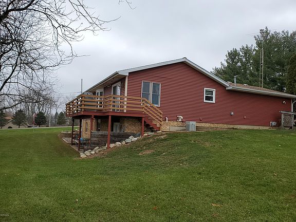 3rd image of 10597 Loughrea Ln