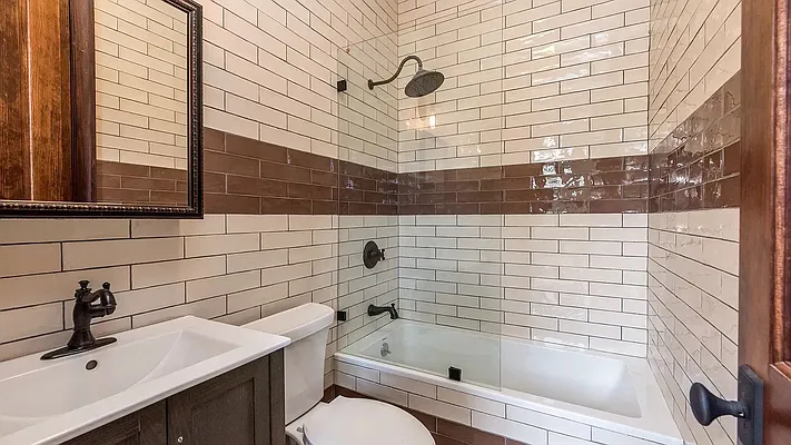 Rented by Rumah Realty Inc | media 3