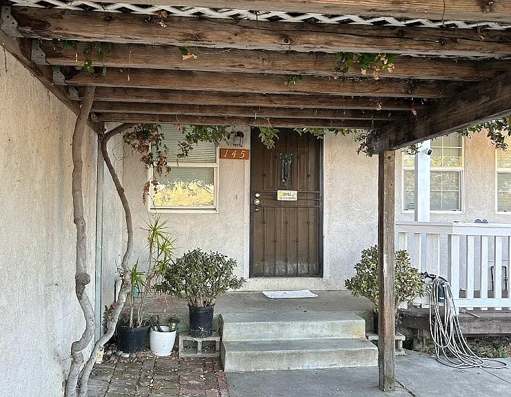 145 Poinsettia Ave — Photo 6