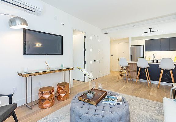 5th image of 25 Bruckner Blvd #3X
