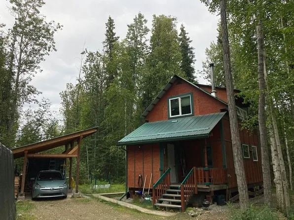 300 Axelsson Ct, Fairbanks, AK 99709