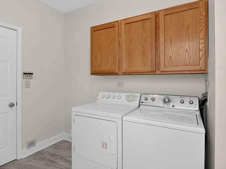 207 Tanglewood Dr — Photo 9