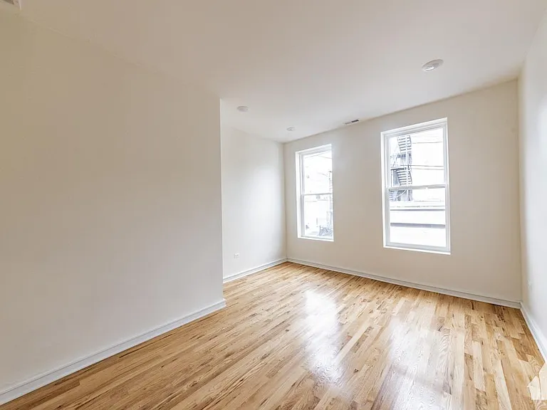 1638 W 18th Pl #2R — Photo 4