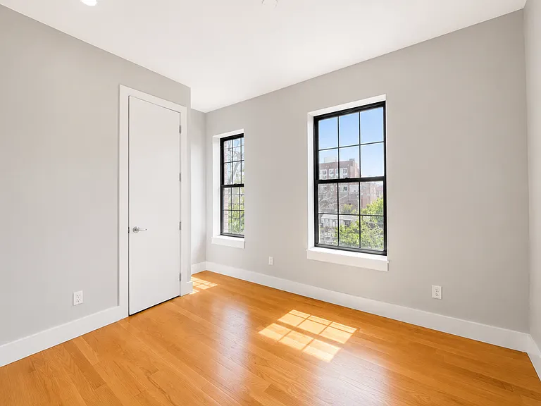 355 Stockton St #2A — Photo 9