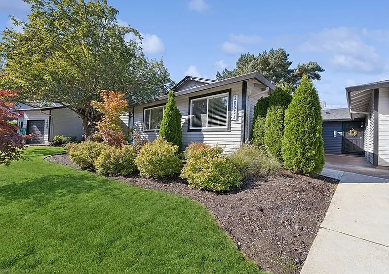 ReNew Rock Creek Townhomes — Photo 39
