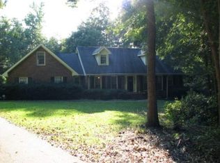 454 Hickory Ln, Griffin, GA 30223