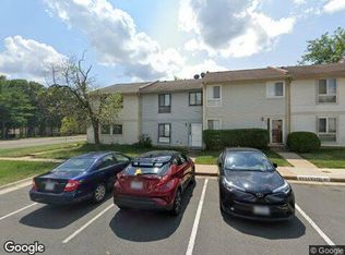 302 Reneau Way, Herndon, VA 20170