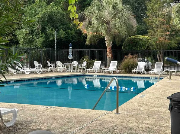 121 Edgewater Ln, West Columbia, SC 29169
