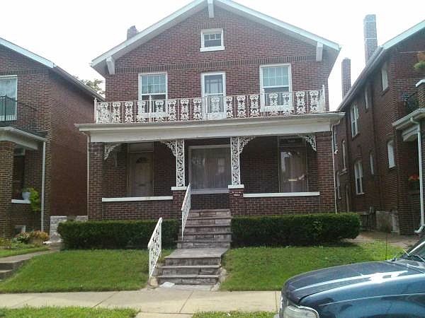 1st image of 4862 Farlin Ave
