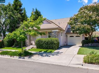 1520 Bailey Dr, Fairfield, CA 94533