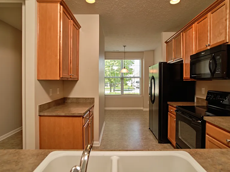 16041 Marsala Dr — Photo 4