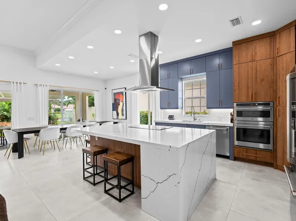 8342 Dominica Place, Wellington, FL 33414