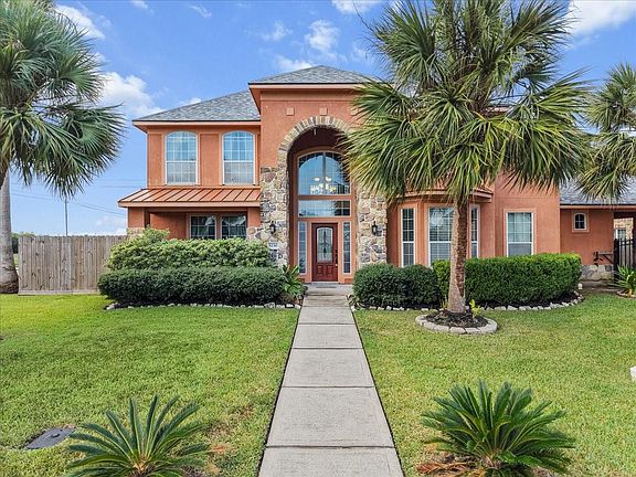 3rd image of 5230 Lagoon Ct