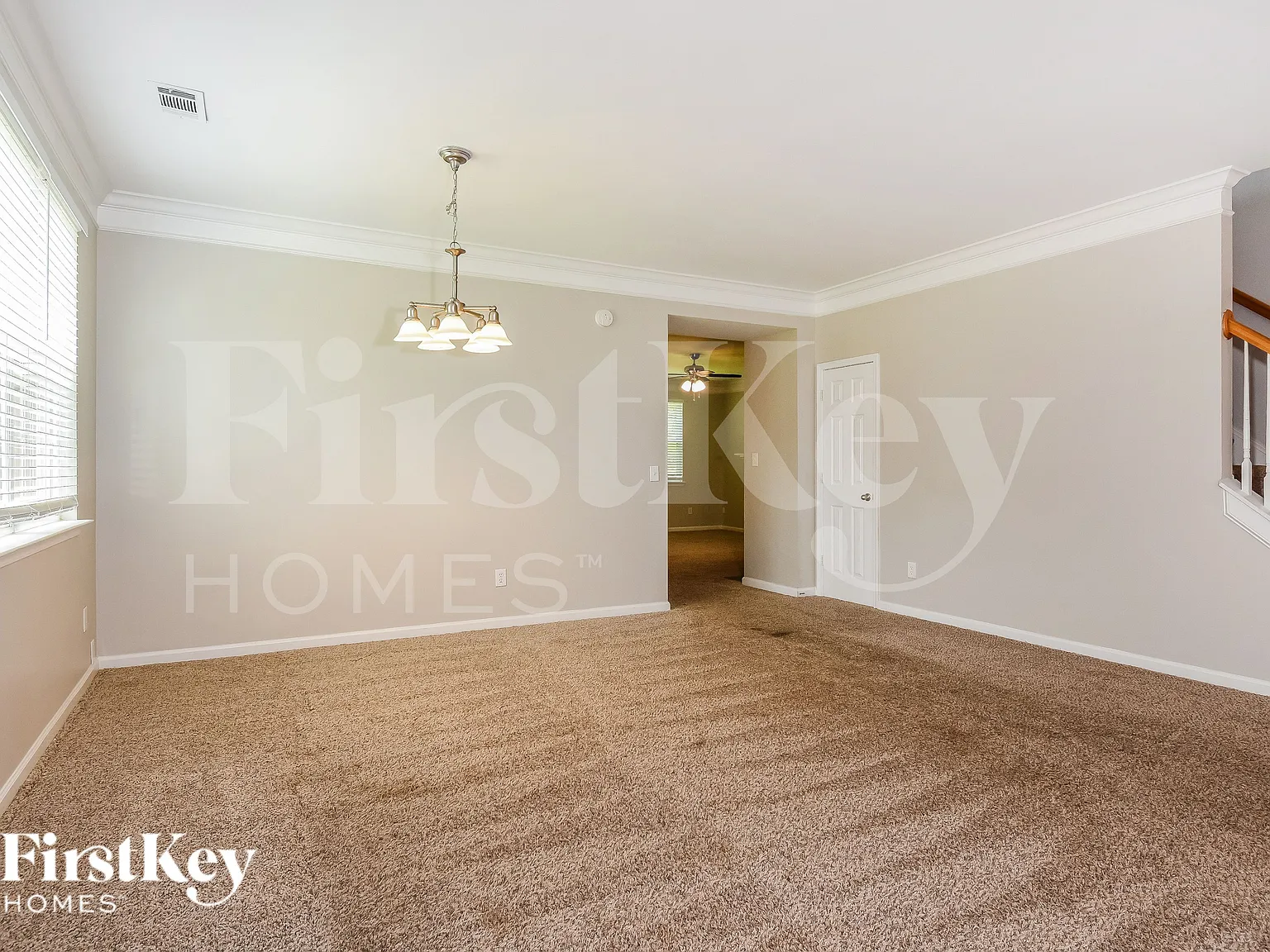 4 bed, 2.5 bath, 3540 sqft, $2,220 — Photo 4